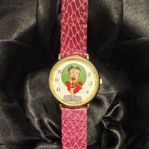 Vintage Betty Boop Purple/Pink Leather Strap Watch